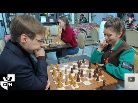 Smiley (1711) vs Pinkamena (1800). Chess Fight Night. Rapid