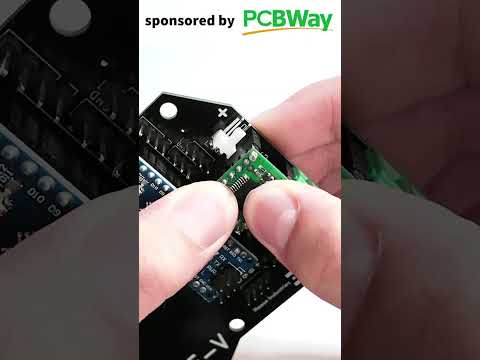 Did I make the quickest line follower robot with Arduino Nano? #arduino #robot #robotics