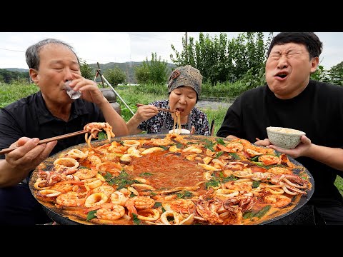 Han-gop-sae with 🦑swordtip squid and 🦐shrimp, Seafood of the Month Special - Mukbang eating show