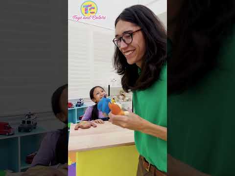 Maddie Learns to Wait Her Turn | Kids Line Lesson