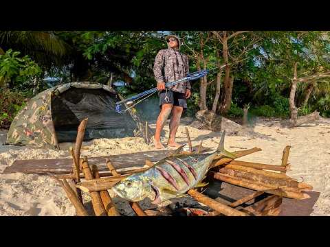 I Survived 3 days Alone on a Deserted island - NO FOOD, NO WATER, NO FIRE