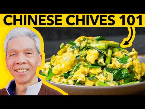 ๐ฅ How a Chinese chef makes Scrambled Eggs with Chives! (้ญ่็่)
