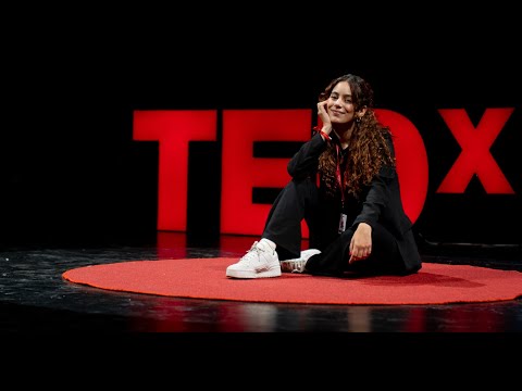 El poder de la palabra  | Rebeca Schürenkämper | TEDxMorelia