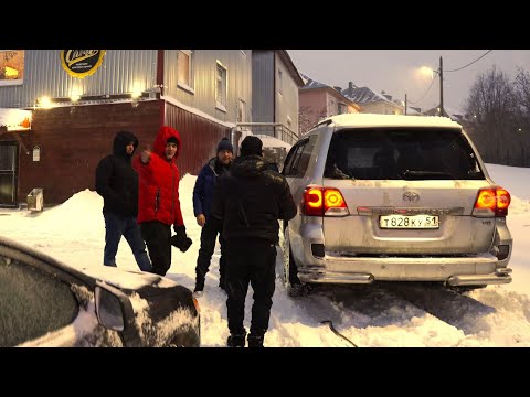 Standard winter tests of Toyota Land Cruiser 200.