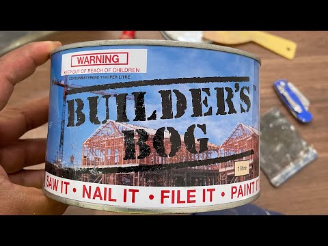 How to fix a hole in a door, builders bog Australia