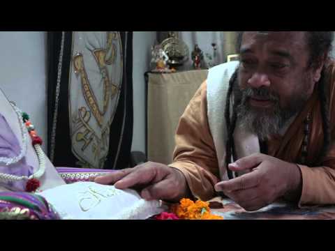 Moojibaba returns to the home of his Master Papaji