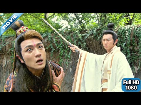 申公豹趁姜子牙中毒偷襲，不料姜子牙打神鞭一揮，瞬間將他手臂斬落！#中國電視劇 #中國神話 #movie