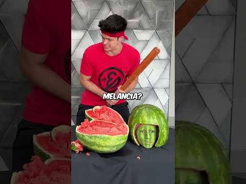 VOCÊ CONSEGUE ADIVINHAR QUAL É A MELANCIA FALSA? #shorts