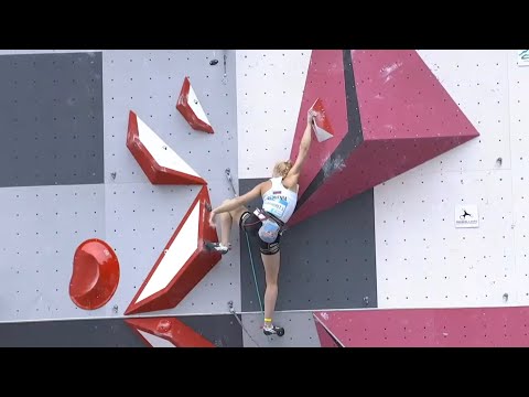 Janja Garnbret - IFSC Villars 2021 | Lead