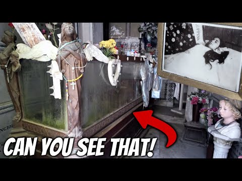 Found another GLASS COFFIN with someone inside! Poggioreale Naples Part 7 🇮🇹