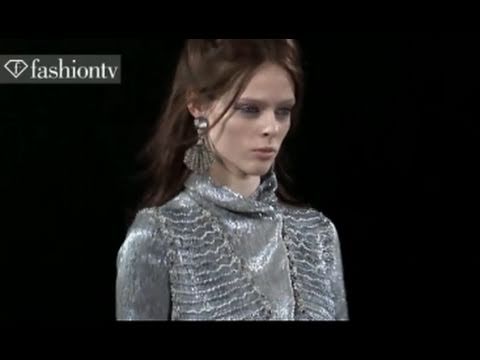 Giorgio Armani Show Fall 2011 Milan Fashion Week | FashionTV - FTV.com