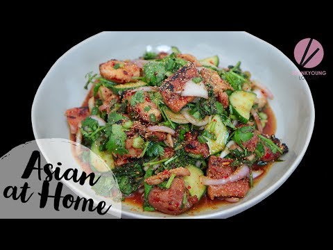 AMAZING Thai Grilled Chicken Salad