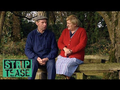 STRIP TEASE - Mon Pierre