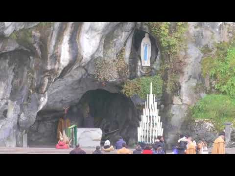 🔴Lourdes+ | Le Sanctuaire Notre-Dame de Lourdes en direct.