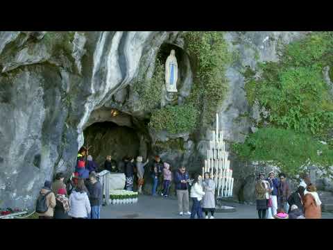 🔴Lourdes+ | Le Sanctuaire Notre-Dame de Lourdes en direct.