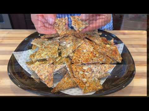 한쪽 먹고 나면 자꾸만 손이 가는 멈출수 없는 풍미가득, 영양가득, 건강가득 치아씨드크레커 | 치아씨드 가장 맛있게 먹게 됩니다