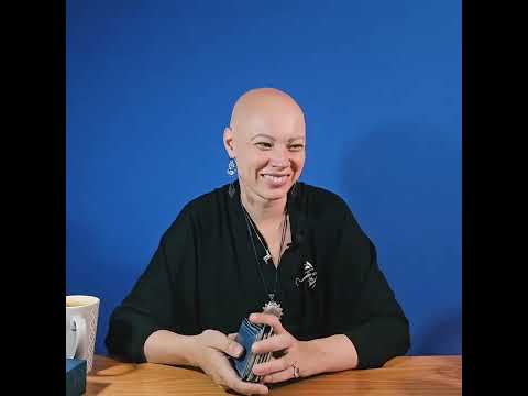 Что он хочет Вам сказать? Что загаданный человек хотел бы вам передать? | онлайн расклад Таро