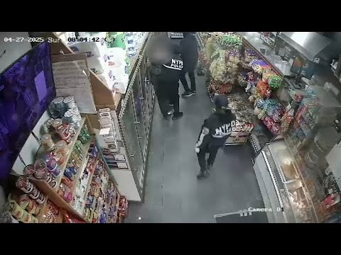 NYPD investigating gunpoint bodega robbery in Brooklyn