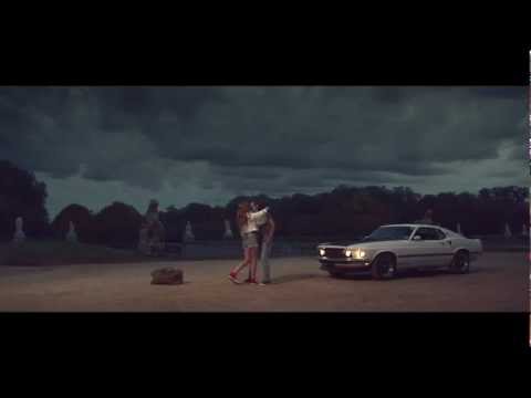 LANA DEL REY- BORN TO DIE