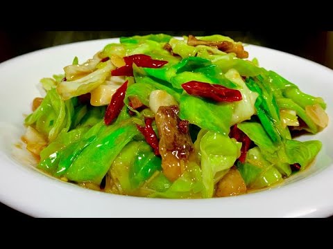 炒手撕包菜切記不要焯水或者直接下鍋炒，教你一招，清脆爽口好吃【阿朝哥美食 】#手撕包菜 #手撕包菜做法