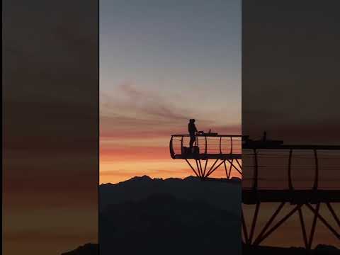 “Smile On My Face” is out now. Made on my Moog, straight from the heart 🌅#newmusic #moog #sunrise