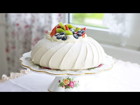 Pavlova cake - 4 tricks for perfect Pavlova