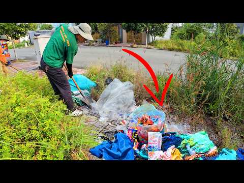 Cleaning the Dirtiest Sidewalk in the City – No One Dared to Go Near!