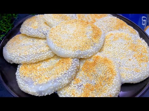 1 handful of red beans, 1 bowl of glutinous rice flour, soft and sweet