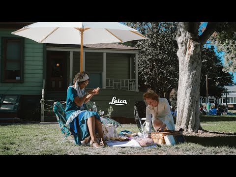 A 20s Garden Party on the Leica 8 Element
