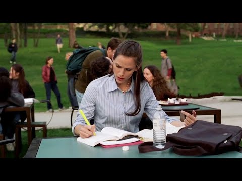 🔥평범해 보이는 대학원생이 신분을 숨긴 레전드 CIA 특수요원이었다🔥숨막히는 긴장감과 통쾌한 액션으로 손에 땀을 쥐게 만드는 명작 미드[앨리어스 시즌1]