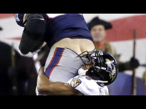 Craziest "Plays you have to See to Believe" Moments in Sports History
