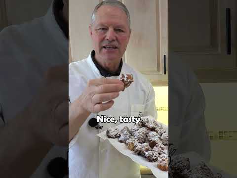 Traditional, basic, Calabrese Zeppole