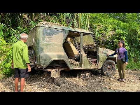a UAZ 469 off-road vehicle that has been out of service since 2000