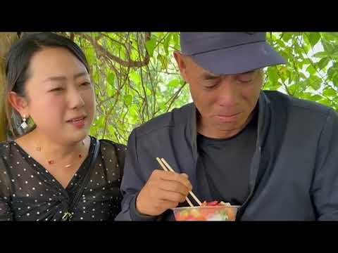 寻找20年前抛弃了我和弟弟的 亲生父亲 找到他是 父亲已经流浪了20年还 得了重病 我该如何 面对他  不该接父亲来家里住吗#记录生活 #家庭情感 #父女日常