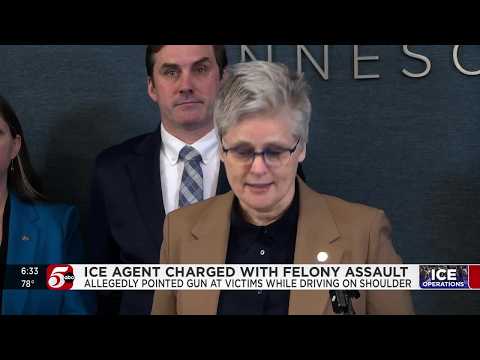 ICE agent who allegedly pointed gun at another car on Highway 62 charged with felony assault