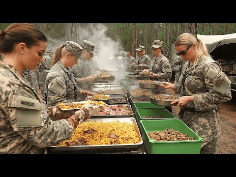 How US Military Cooks Feeding 1000s of Soldiers During Crazy Rush Hour in Forest