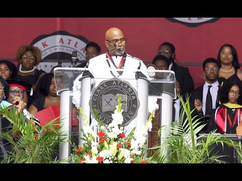 Is this  the best HBCU Commencement Address Ever? | Courtesy CAU/ HBCUGameDay.com