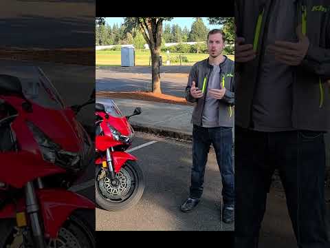 Serious drawback to supersport motorcycles - having to ride slow on them #cbr #motorcycle #review