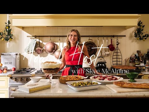Christmas Tablescaping with Skye McAlpine | How I Host... | Homes & Gardens