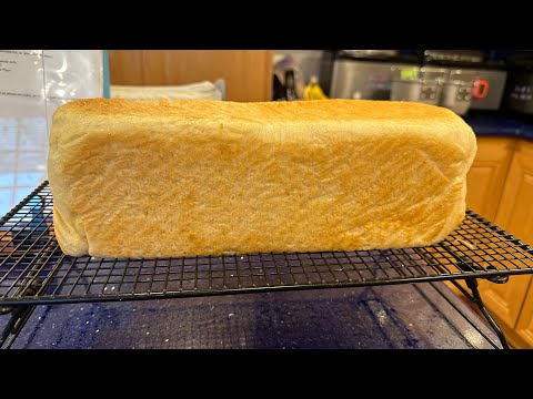How to Bake bread in a Pullman pan