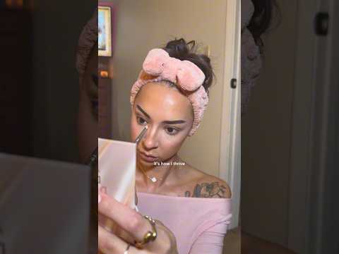 chit-chat GRWM 🧖🏽‍♀️🍸🎀 mid-holiday pulse check #grwmmakeup #chitchatgrwm
