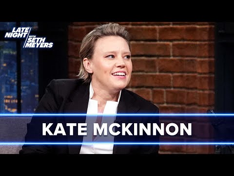 Kate McKinnon Broke Down Her Front Door with an Axe After Locking Herself Out