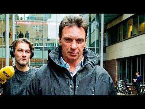 Audio: Holleeder waarschuwt voor zus Astrid