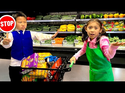 Maddie’s Market Mistakes and Surprise Toy Reward!