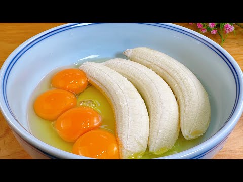 3 Bananas & 4 Eggs: A Crunchy, Sweet Surprise!