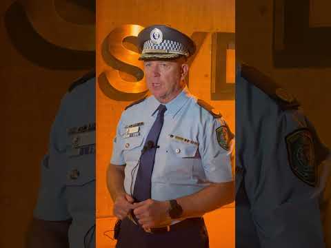 NSW Police defend actions after violent clashes with Herzog protesters in Sydney