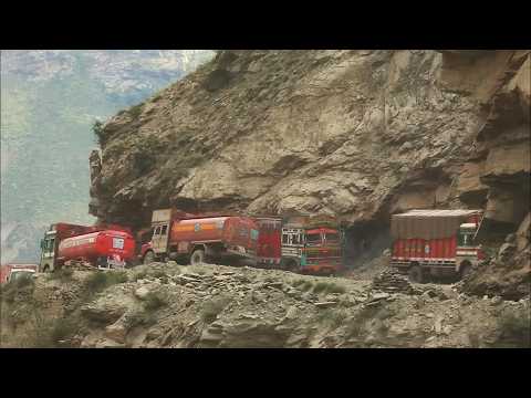 The roads of the impossible - Ladakh: mud trap on the roof of the world