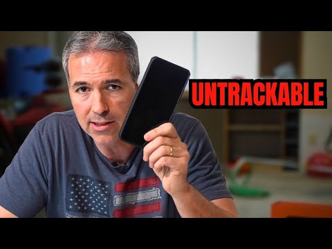 Former CIA Officer: The Only Smartphone I Will Use (Here's Why)