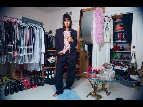Jesse Jo Stark's Closet Tour on Tour