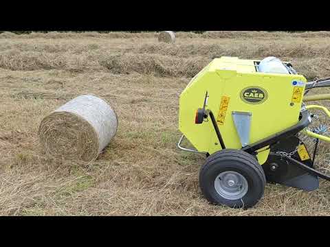 Mini Round Baler MP 550 TPL in action
